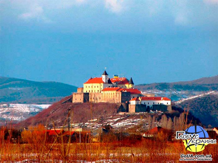 мукачево замок